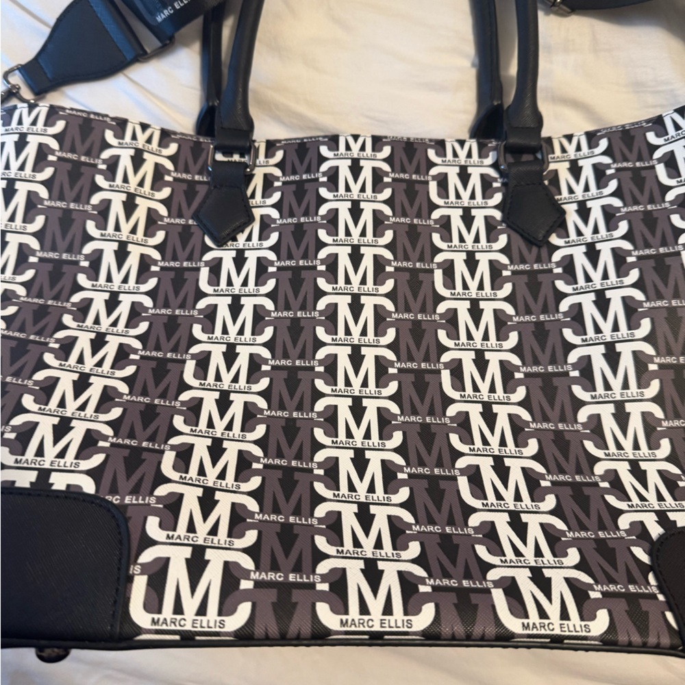 NWOT Black and White Marc Ellis Logo Structured Large Purse with Shoulder Strap - Picture 3 of 9